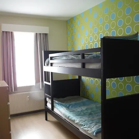 Iris Apartment *